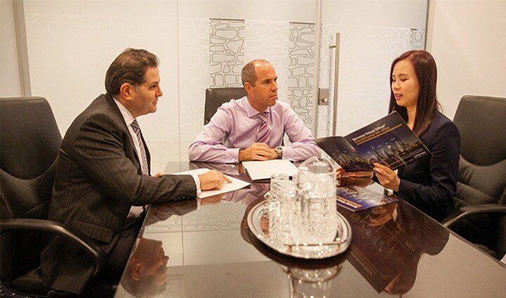iht-peoplemeeting_720x424.jpg