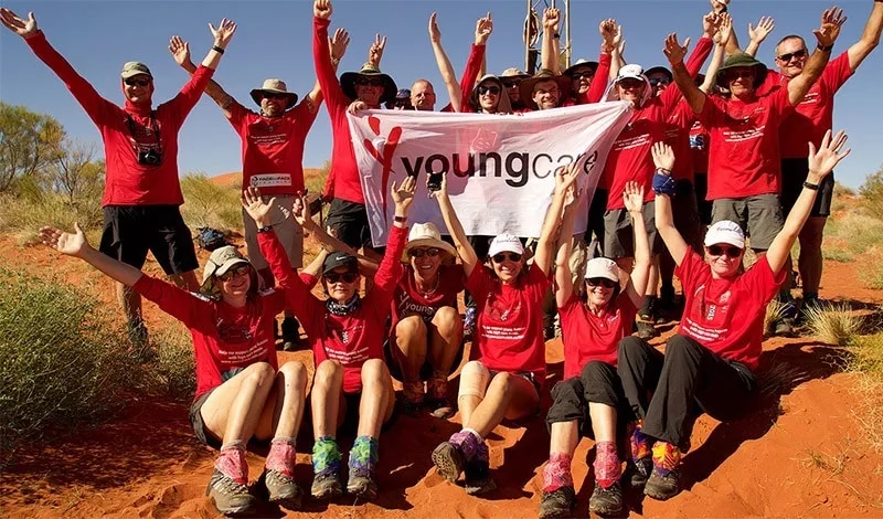 Simon Smith heeft de Youngcare Simpson Desert Challenge gedaan en heeft meer dan 300km gestapt in 10 dagen. Daardoor heeft hij +15,000$ kunnen verzamelen. Simon Smith heeft de Youngcare Simpson Desert Challenge gedaan en heeft meer dan 300km gestapt in 10 dagen. Daardoor heeft hij +15,000$ kunnen verzamelen.